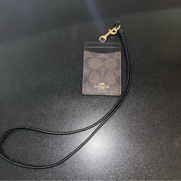 NWOT Coach Brown and Black Lanyard Card Holder - Picture 6 of 8